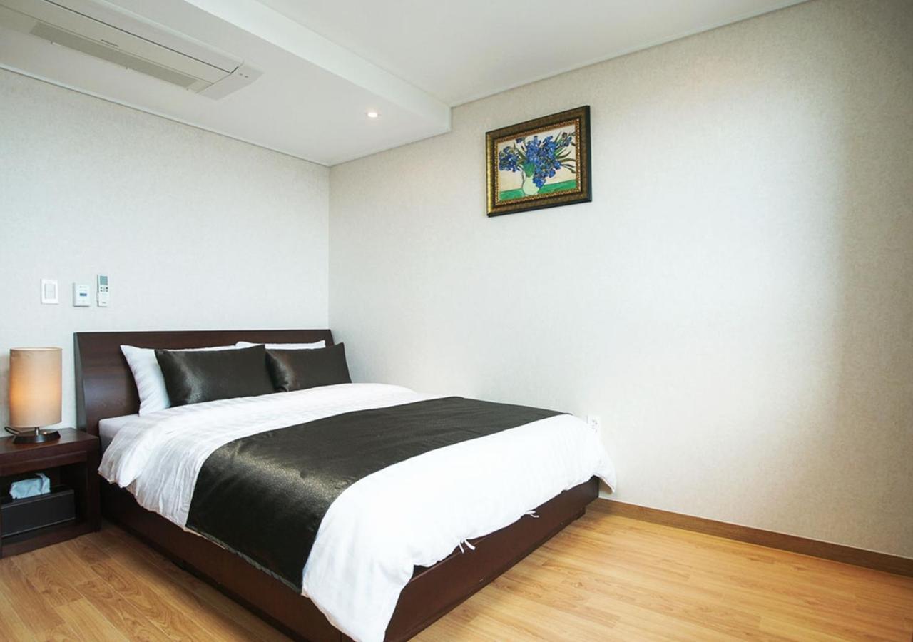 Iris Hotel Seogwipo-stad Buitenkant foto