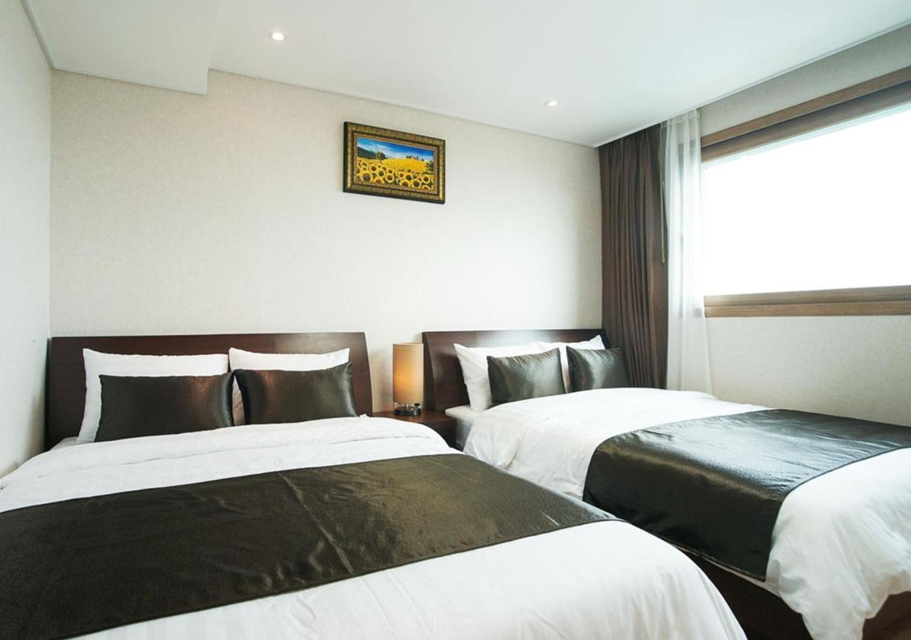 Iris Hotel Seogwipo-stad Buitenkant foto