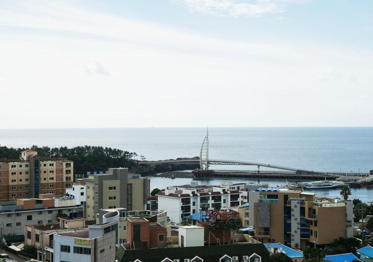Iris Hotel Seogwipo-stad Buitenkant foto
