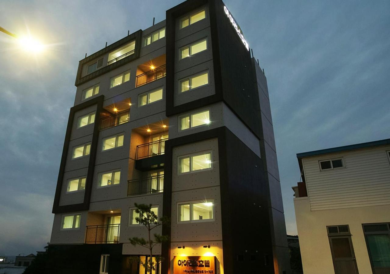 Iris Hotel Seogwipo-stad Buitenkant foto